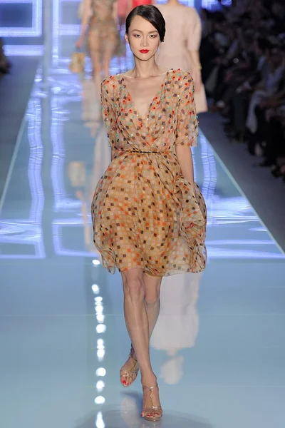 Look 25